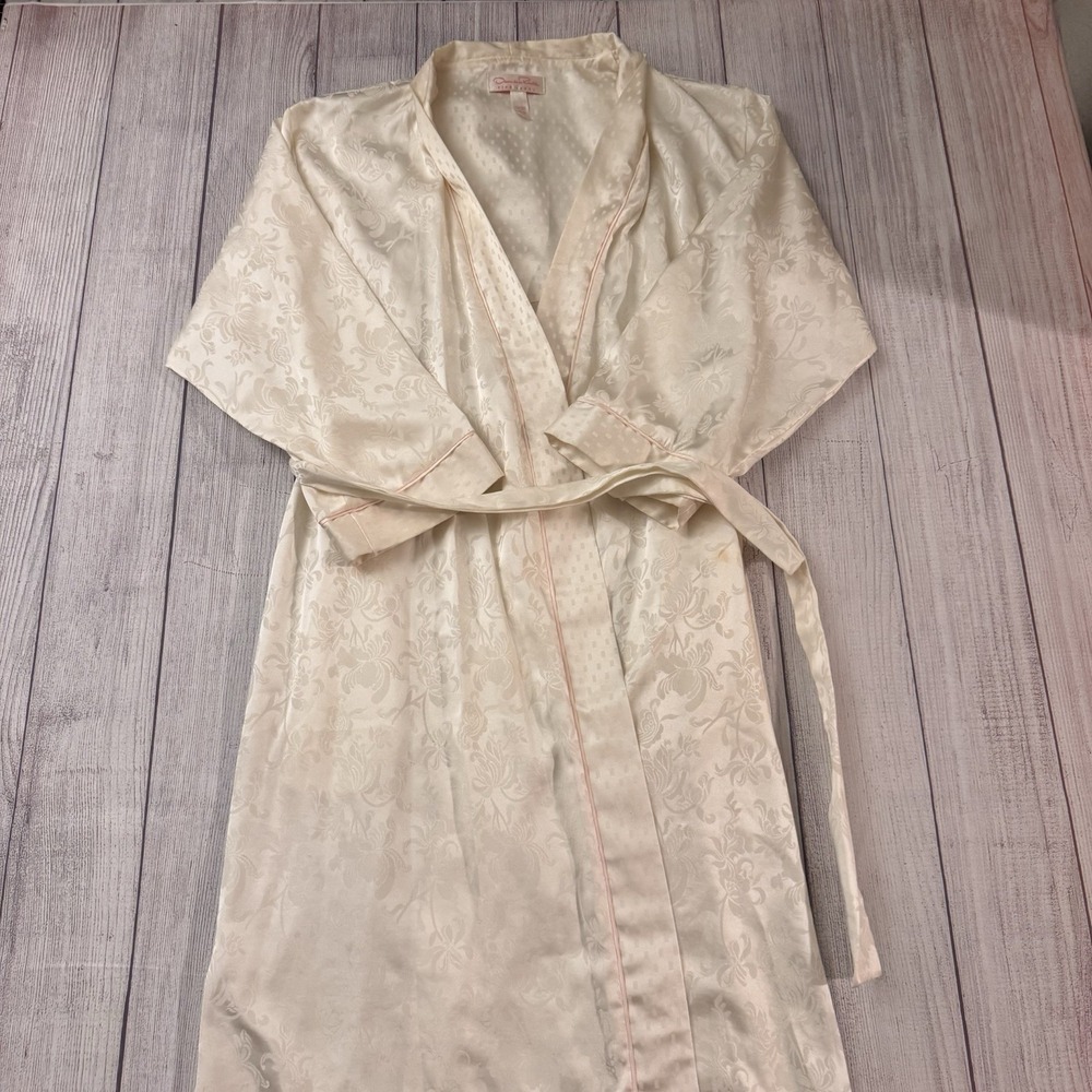 Vintage Oscar de la Renta Pink Label Large Ivory Floral Jacquard Robe Belted